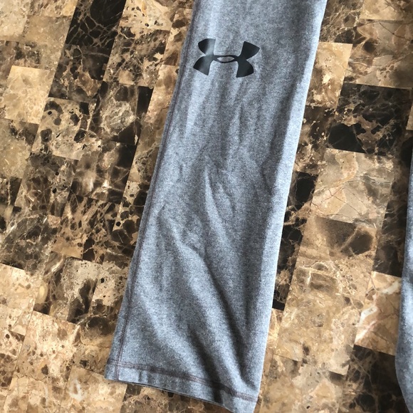 Under Armour Pants - Picture 3 of 6